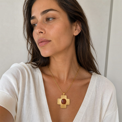 Collar Cruz Petra – Baño de Oro