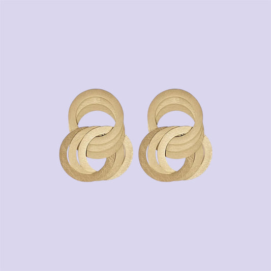 Aros Entrelazados Dorados – Acero Inoxidable (3 cm)