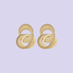 Aros Entrelazados Dorados – Acero Inoxidable (3 cm)
