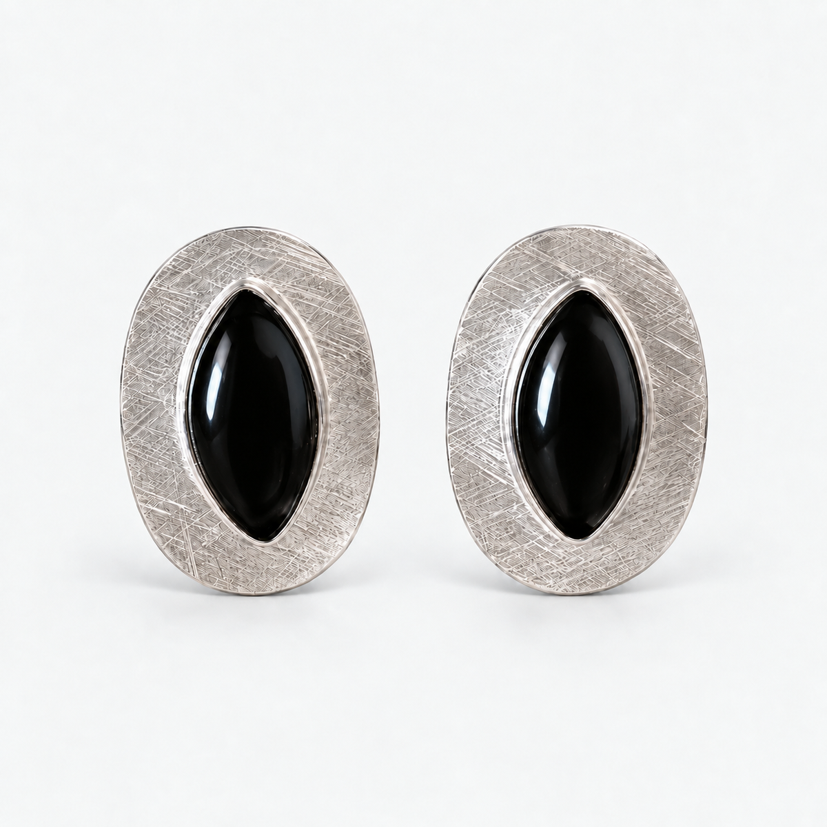 Pendientes Óvalo-Negro