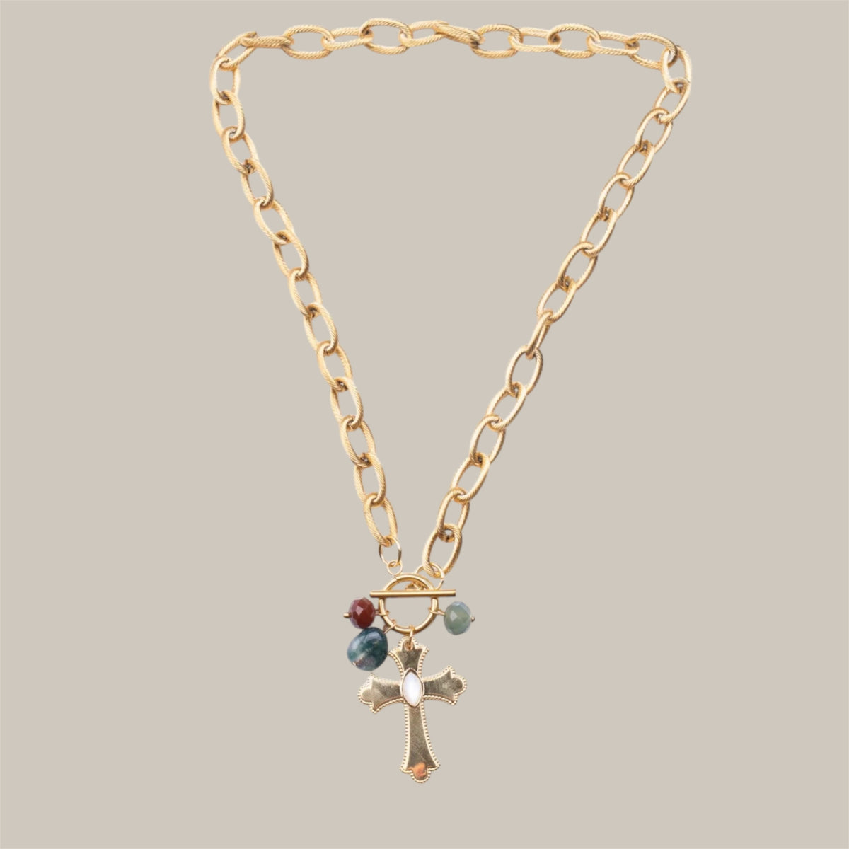 COLLAR CRUZ PIEDRAS NATURALES
