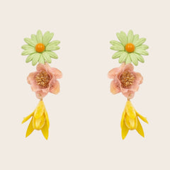 Pendientes Flor Margarita y Campanilla Amarilla | Hechos a mano | Bañados en oro