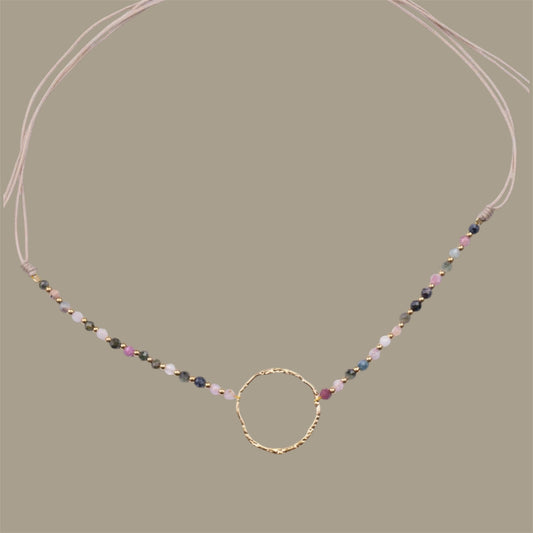 Collar Turmalina con Círculo Dorado – Acero Inoxidable y Piedras Naturales