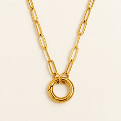 Cadena Esencia