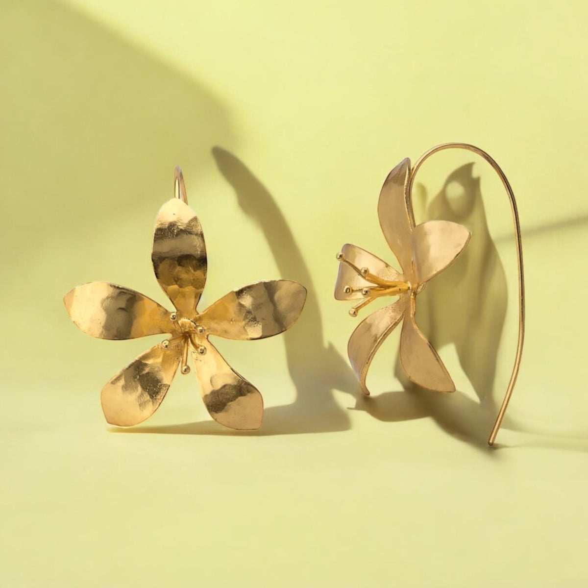MODELO FLOR DORADA